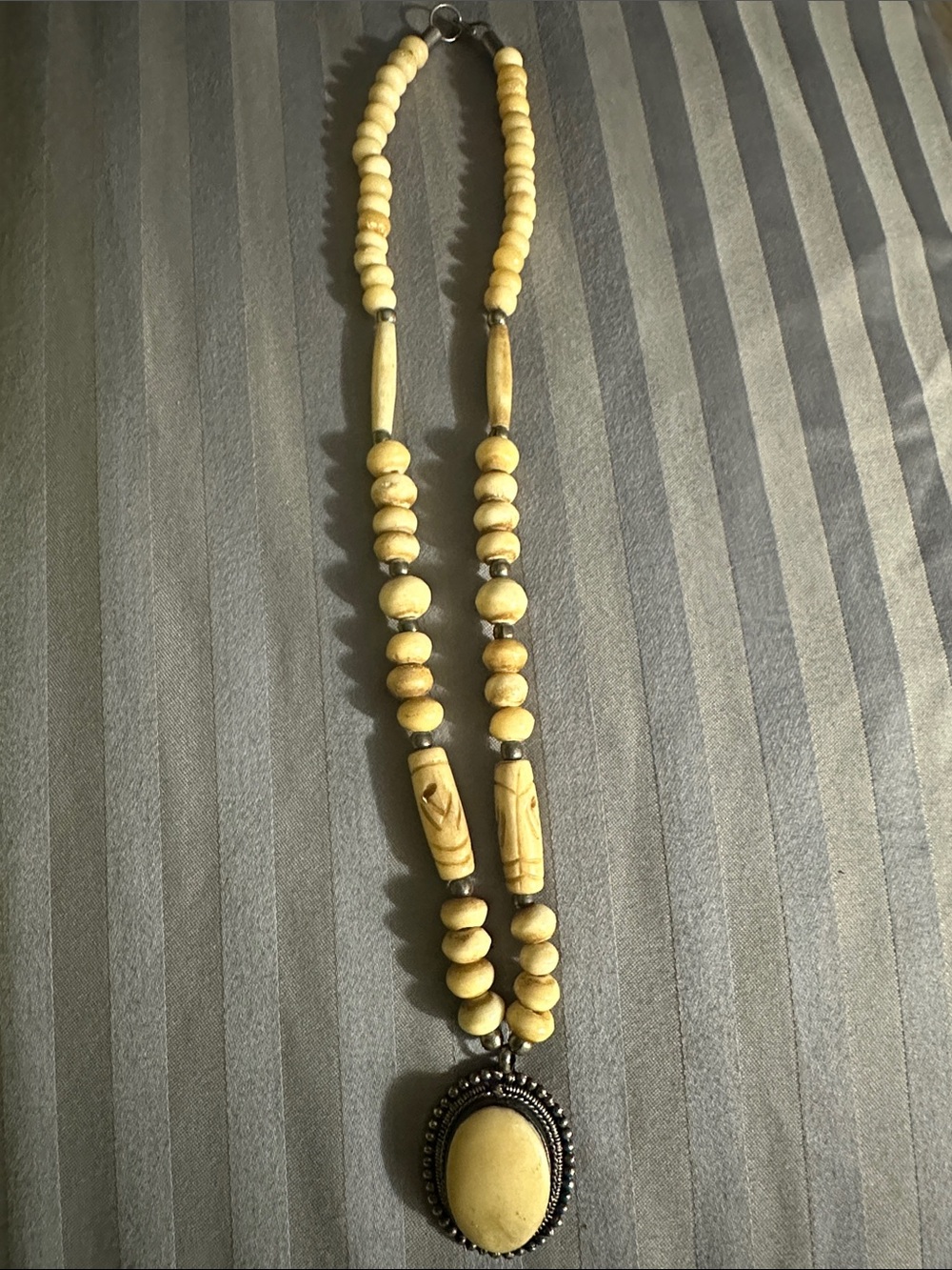 Handcrafted Cream Beaded Necklace with Oval Pendant